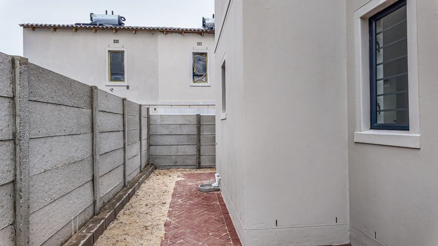 3 Bedroom Property for Sale in Rivergate Western Cape